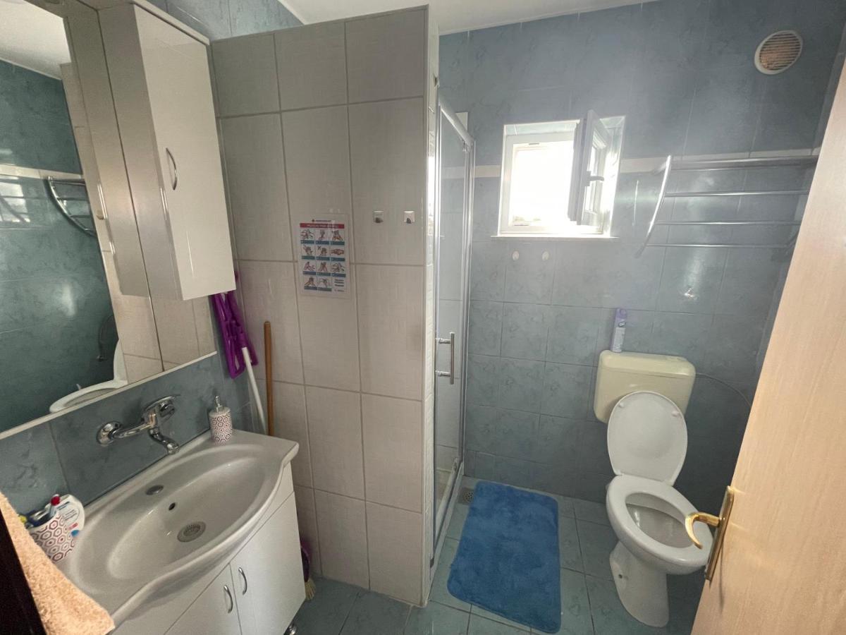 Apartmani Mirela Vrh  Екстер'єр фото